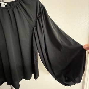 -SOLD- Puff Sleeve Top